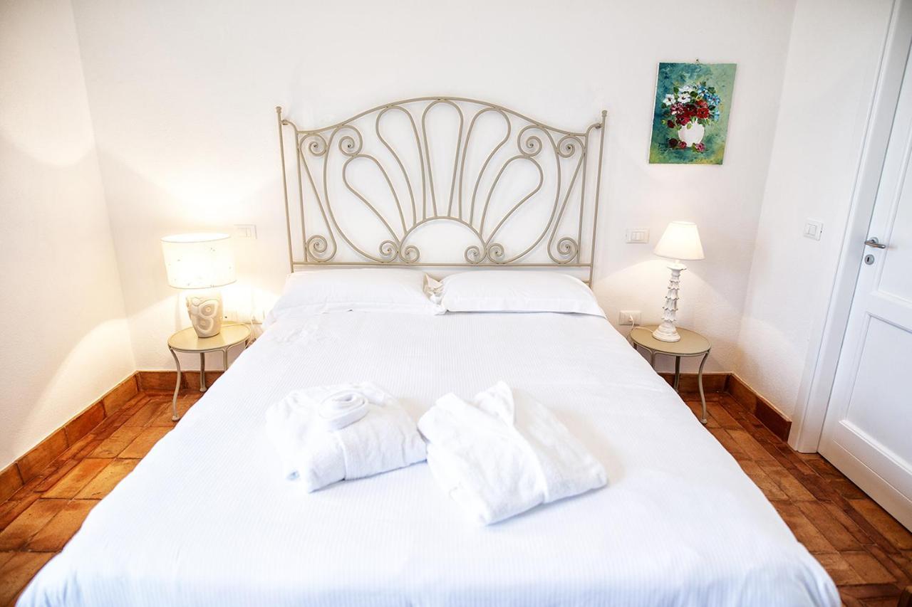 Borgo Rosso Di Sera - Resort Country Chic San Lucido Exterior photo