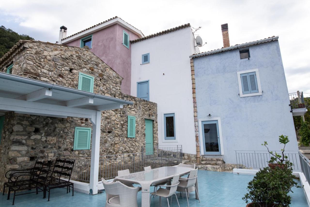 Borgo Rosso Di Sera - Resort Country Chic San Lucido Exterior photo